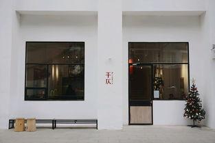 网红室外咖啡亭在哪,探寻城市新地标的热门打卡地”