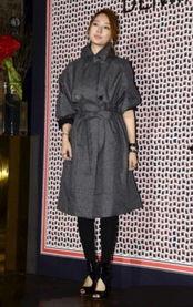 大明星的衣服,揭秘大明星的时尚穿搭秘诀